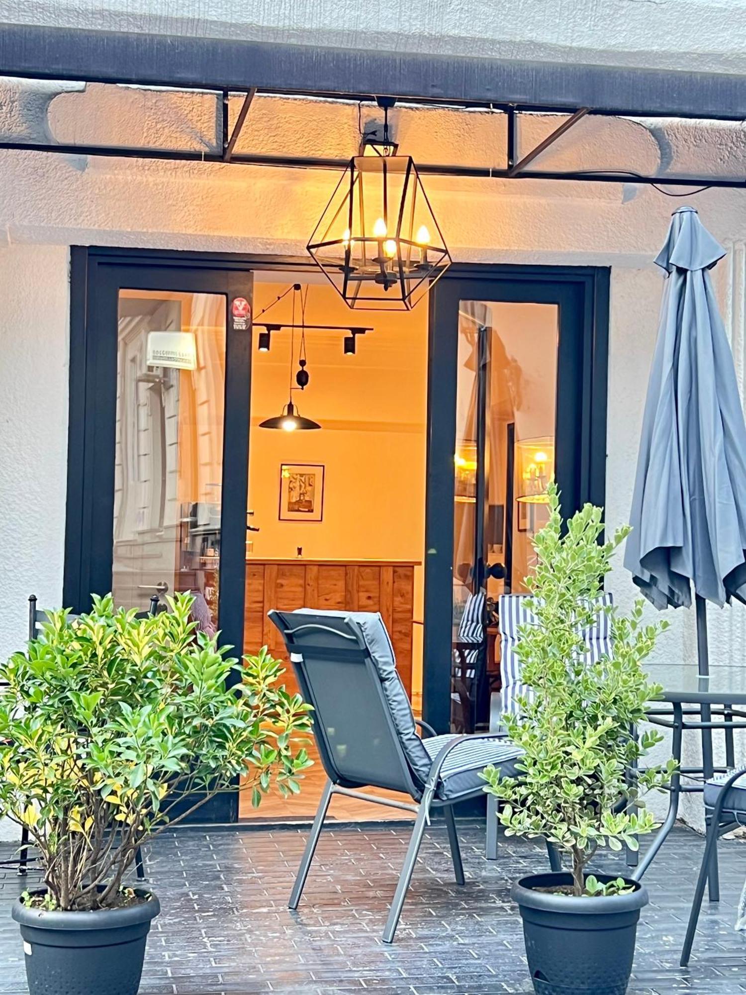 Opera Boutique Hotel Tiflis Dış mekan fotoğraf